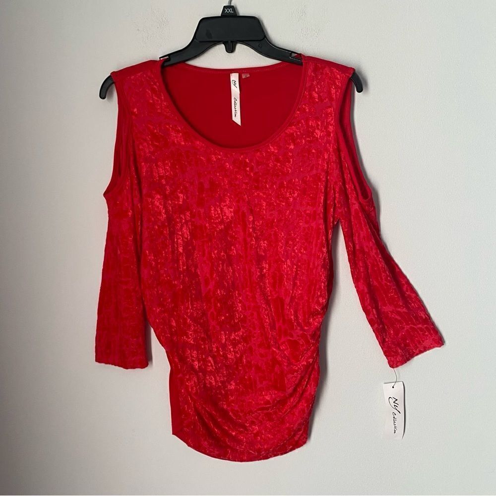 NY Collection Women's 3/4 Sleeve Cold Shoulder Velvet Pullover Top Red M